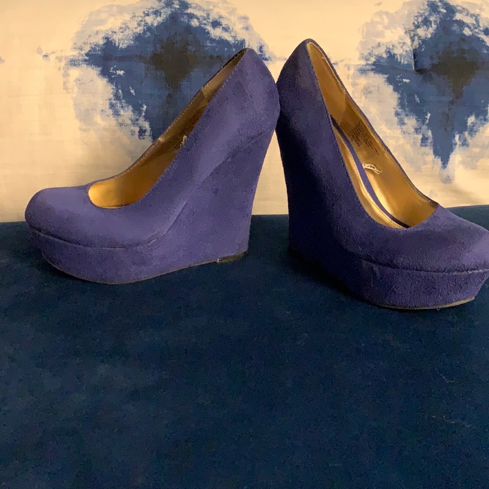 Super flirty Royal blue Wedges